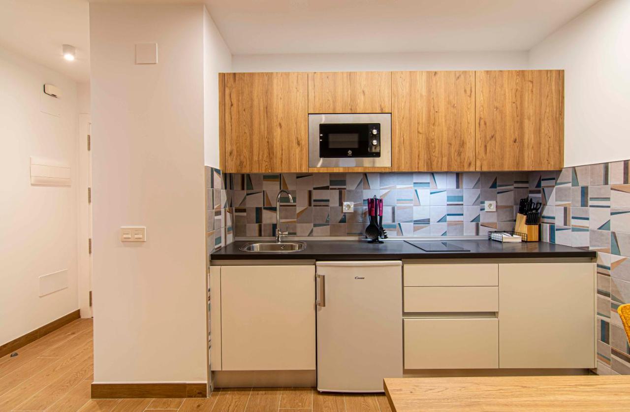 Apartamentos 1 Abril Malaga Ngoại thất bức ảnh