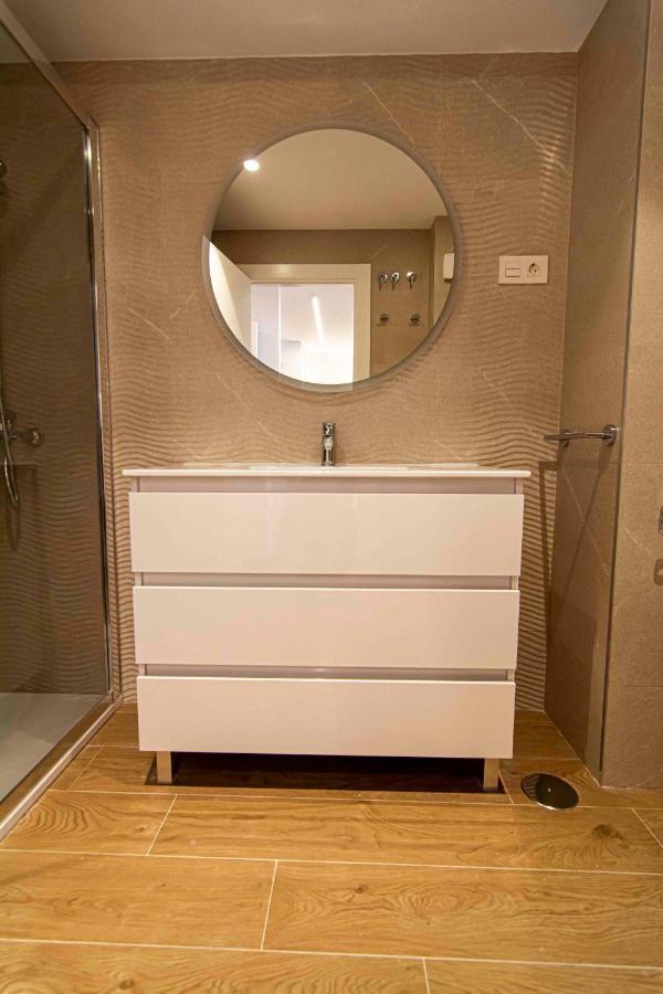 Apartamentos 1 Abril Malaga Ngoại thất bức ảnh