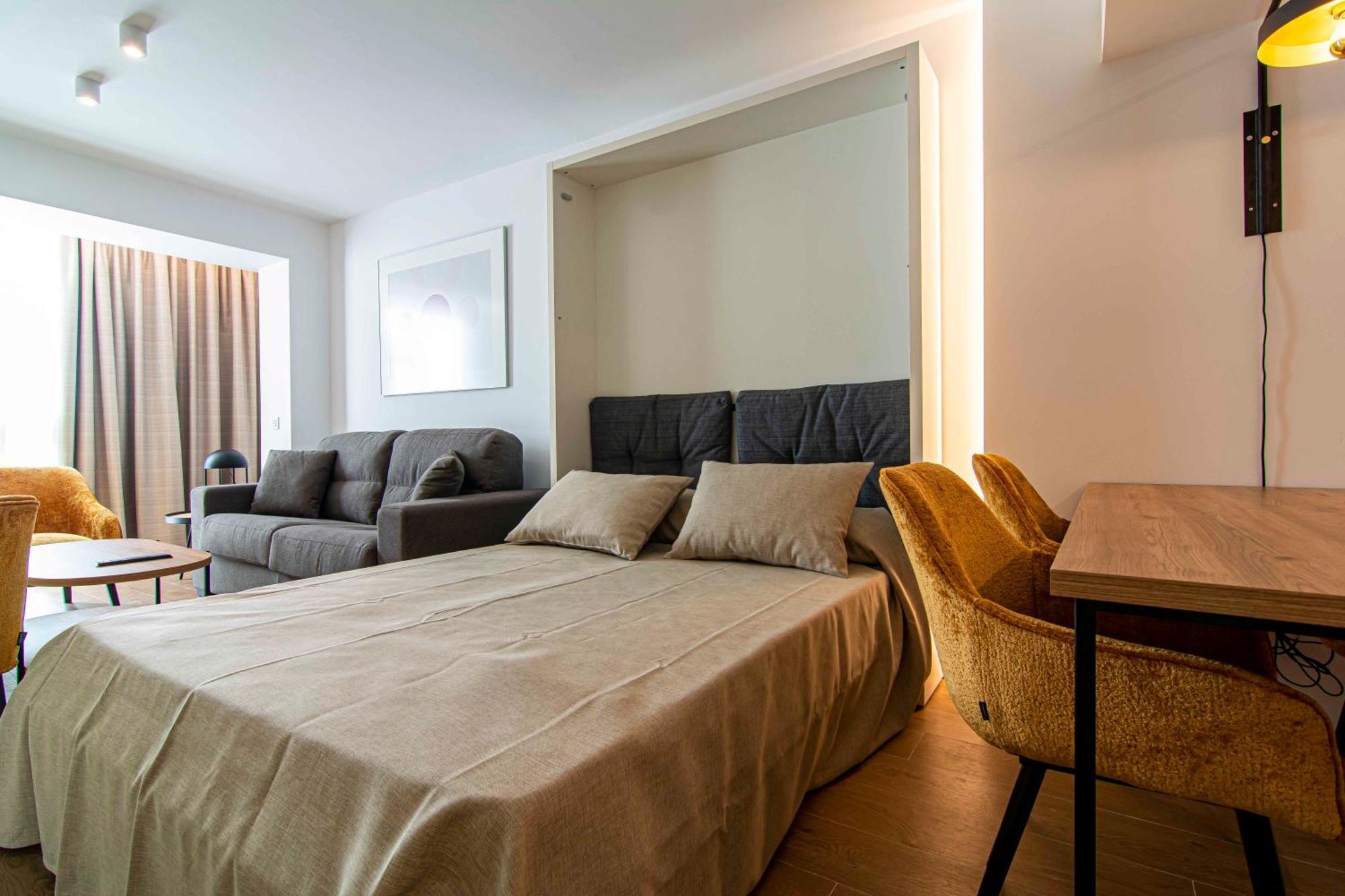 Apartamentos 1 Abril Malaga Ngoại thất bức ảnh